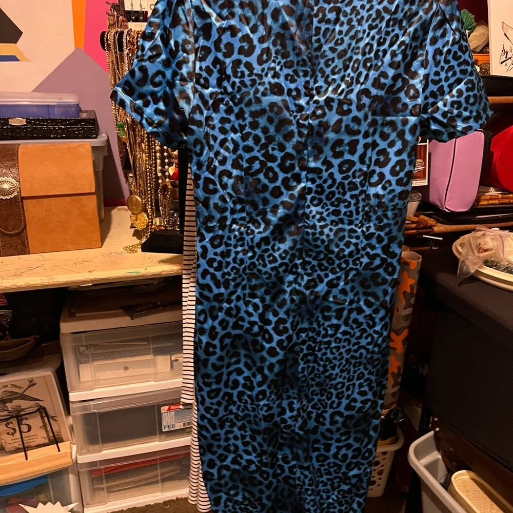 Voodoo Vixen Turquoise Leopard Print Dress - Picture 6 of 6